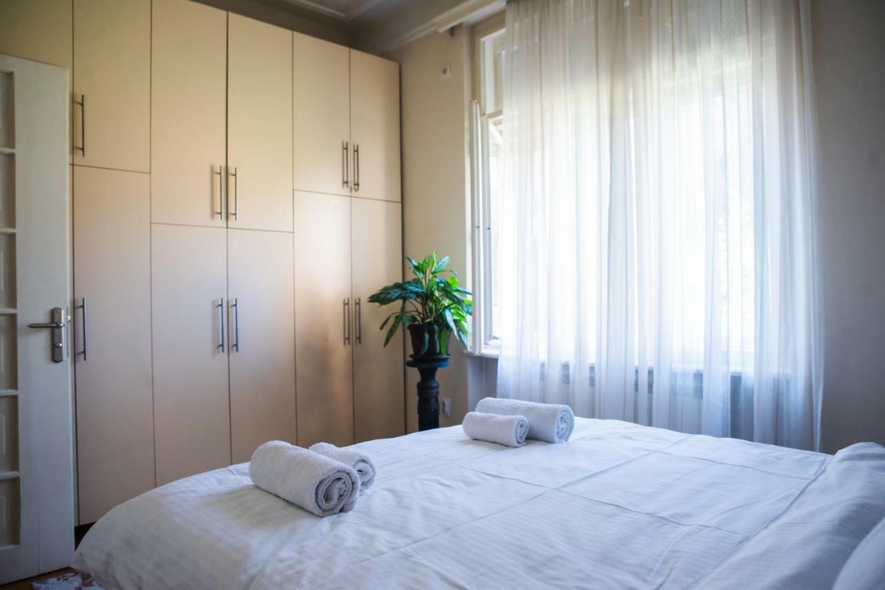 Crown Apartment With Garden View Belgrado Exterior foto